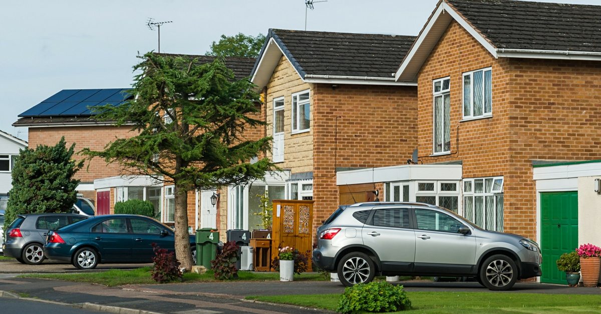 if i file bankruptcy can i buy a house